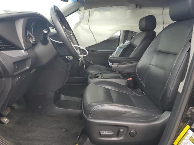 2015 Toyota Sienna Sport