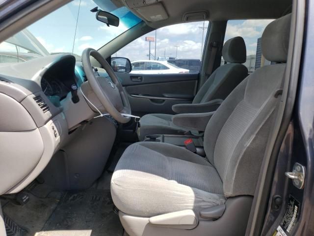 2007 Toyota Sienna CE