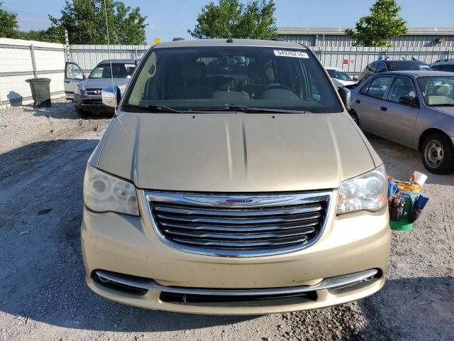 2011 Chrysler Town & Country Limited