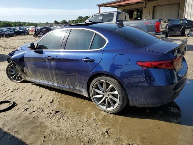 2017 Alfa Romeo Giulia Q4