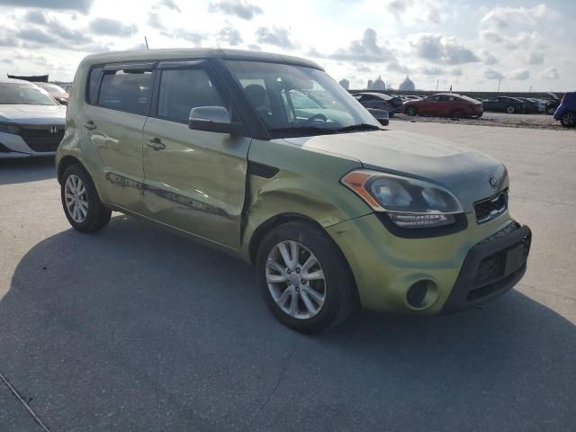 2013 KIA Soul +