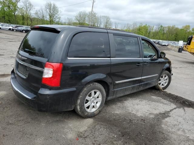 2012 Chrysler Town & Country Touring