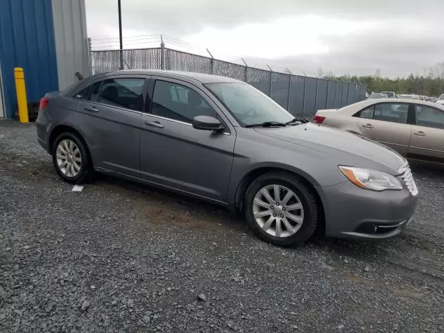 2012 Chrysler 200 Touring