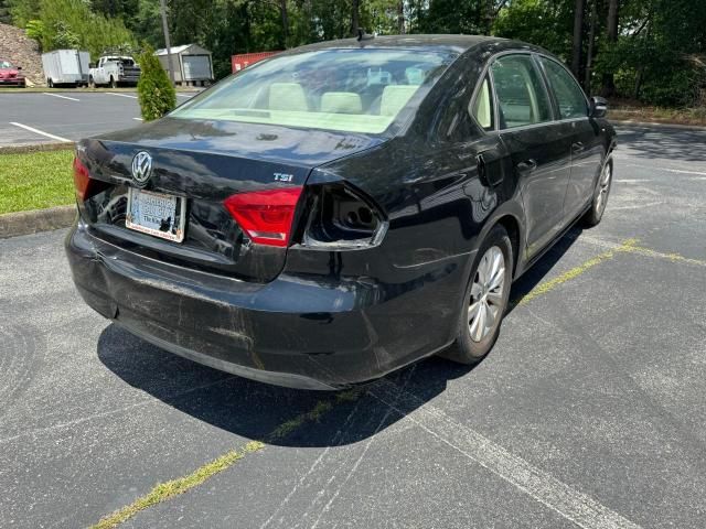 2014 Volkswagen Passat S