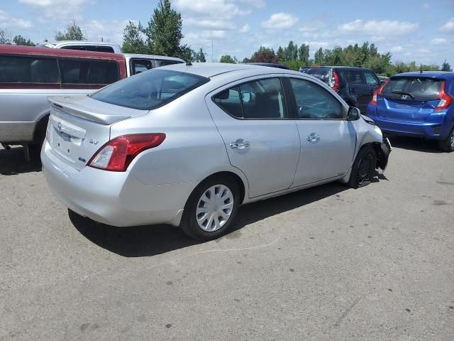 2013 Nissan Versa S