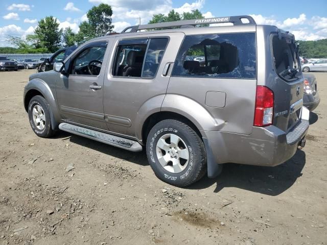 2006 Nissan Pathfinder LE