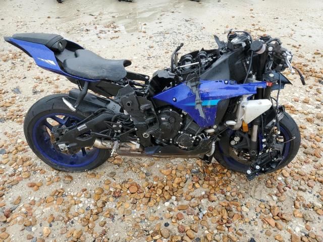 2024 Yamaha YZFR1