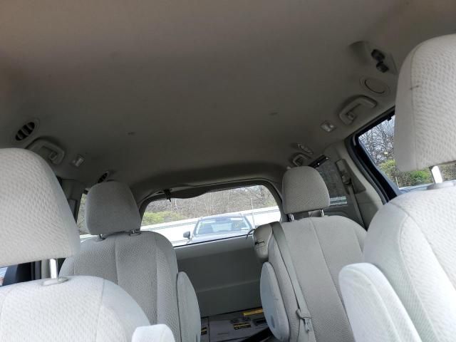 2011 Toyota Sienna LE