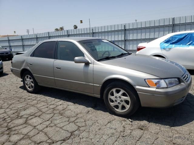 1999 Toyota Camry LE