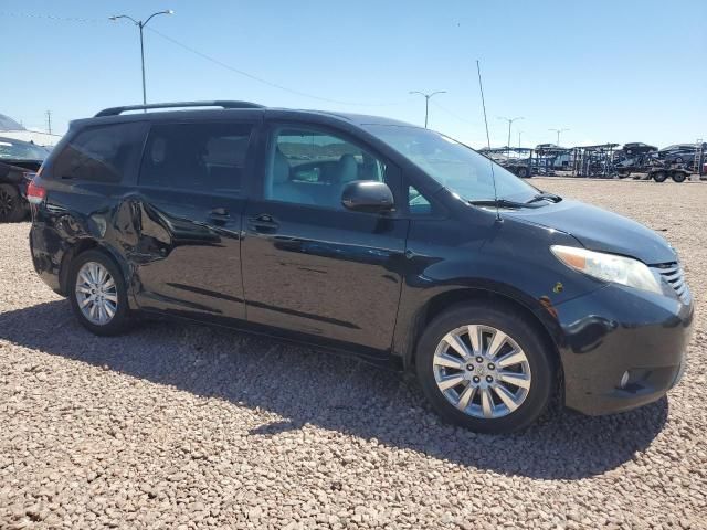 2014 Toyota Sienna XLE