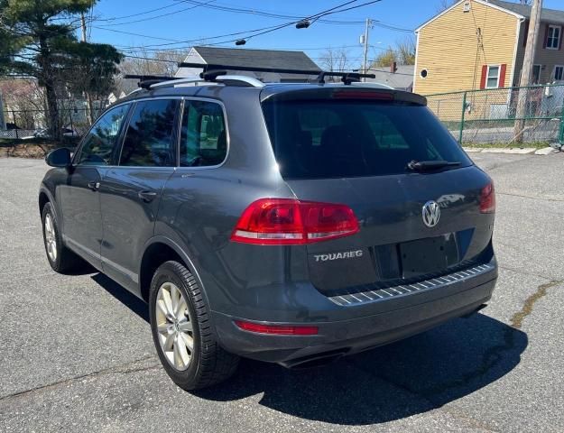 2014 Volkswagen Touareg V6