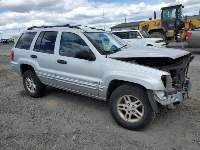 2004 Jeep Grand Cherokee Laredo