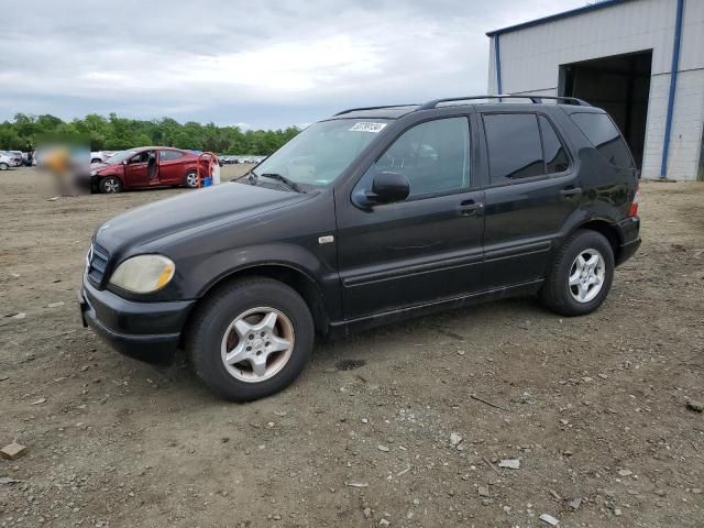 2001 Mercedes-Benz ML 320