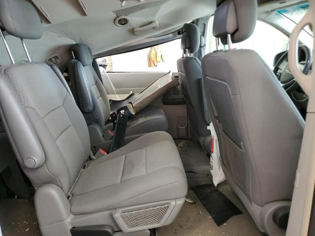 2010 Chrysler Town & Country Touring