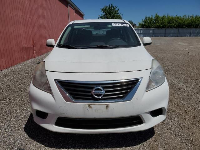 2013 Nissan Versa S