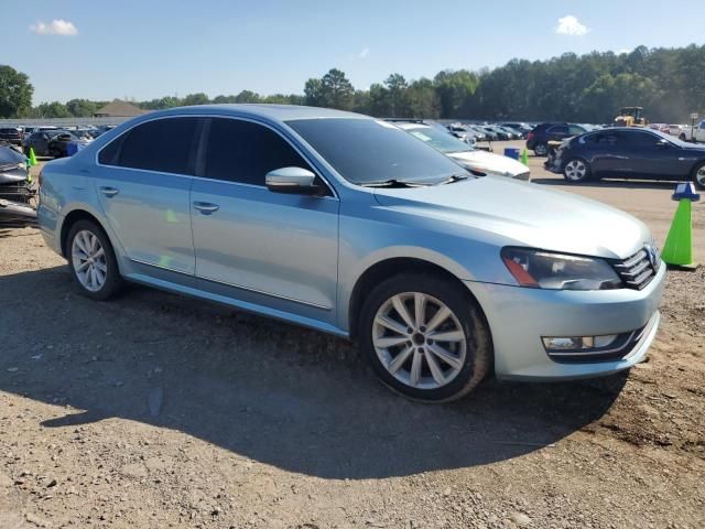 2013 Volkswagen Passat SEL