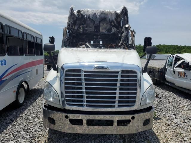 2017 Freightliner Cascadia 125