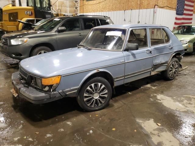 1985 Saab 900