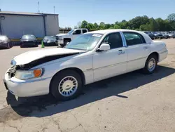 2000 Lincoln Town Car Signature en venta en Florence, MS