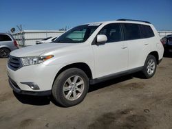 Salvage cars for sale from Copart Bakersfield, CA: 2013 Toyota Highlander Base