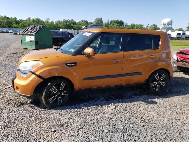 2010 KIA Soul +