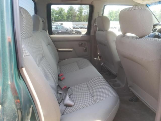 2001 Nissan Frontier Crew Cab XE