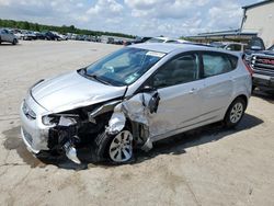 Hyundai Accent Vehiculos salvage en venta: 2017 Hyundai Accent SE