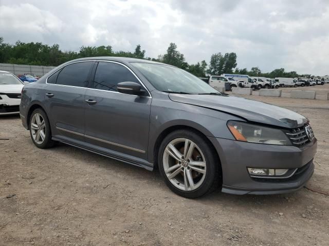 2013 Volkswagen Passat SEL