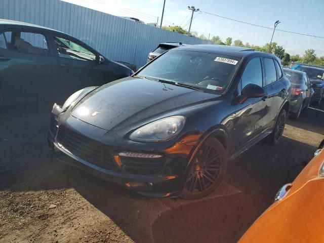 2014 Porsche Cayenne GTS