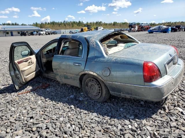 2004 Lincoln Town Car Ultimate