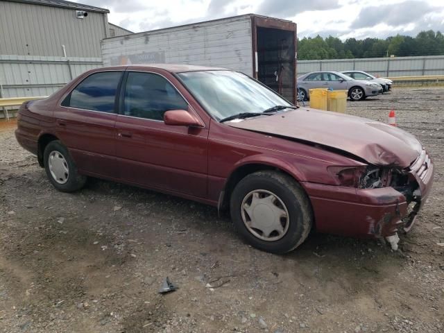 1999 Toyota Camry LE