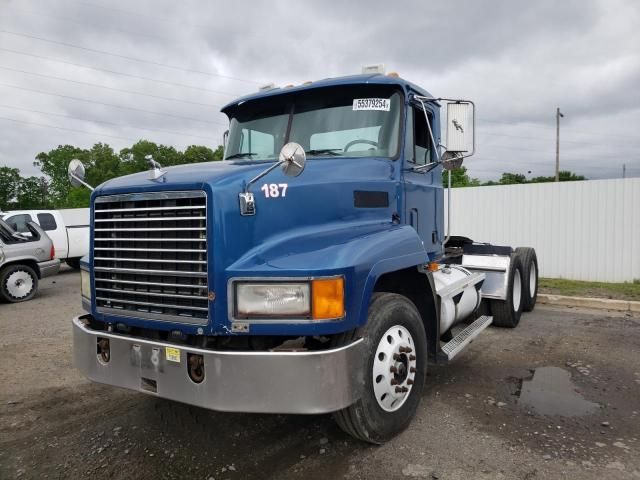 2000 Mack 600 CH600