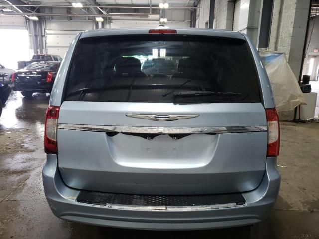 2013 Chrysler Town & Country Touring