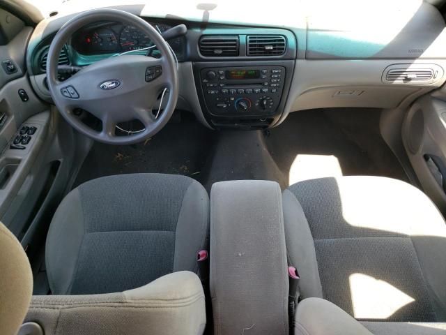 2002 Ford Taurus SE