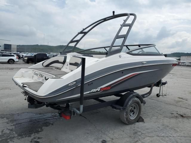 2019 Yamaha Boat