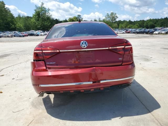 2017 Volkswagen Passat R-Line