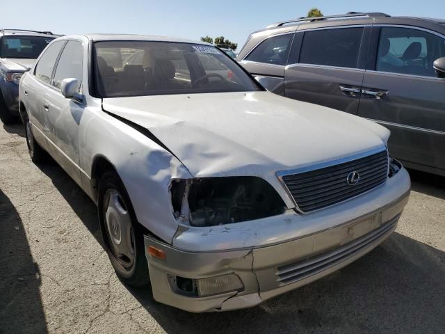 1999 Lexus LS 400