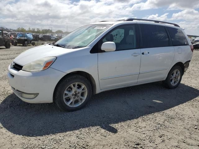 2005 Toyota Sienna XLE