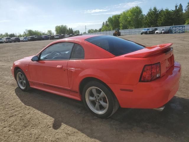 2000 Ford Mustang