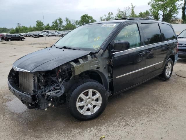 2010 Chrysler Town & Country Touring