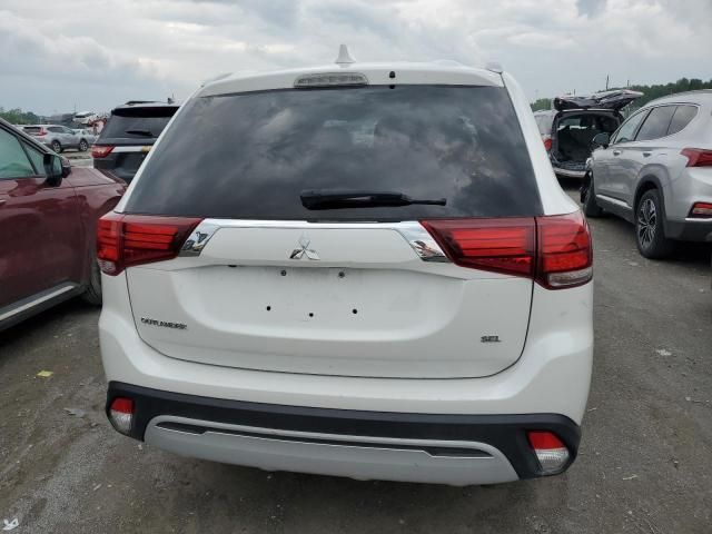 2020 Mitsubishi Outlander SE