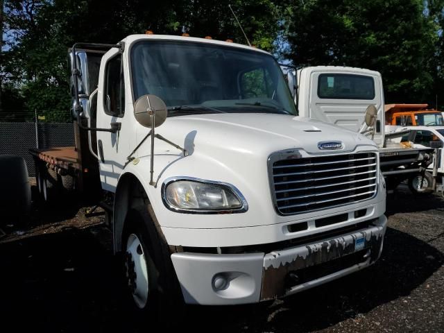 2013 Freightliner M2 106 Medium Duty