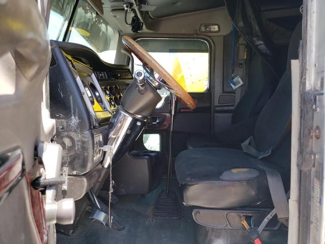 2007 Kenworth Construction T600