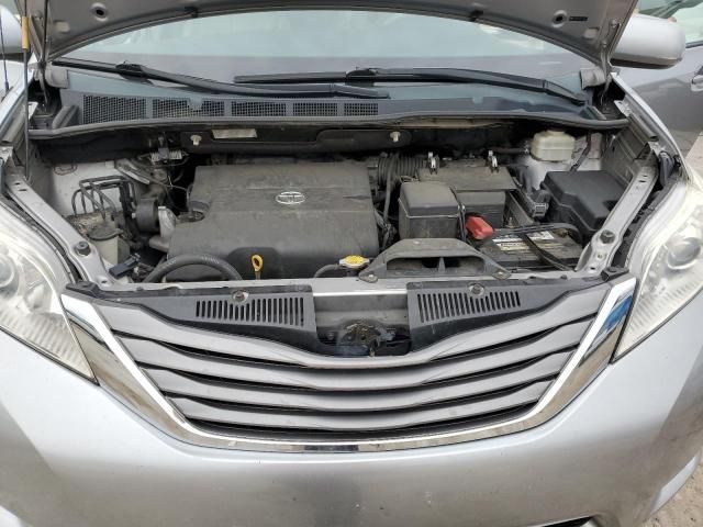 2012 Toyota Sienna XLE