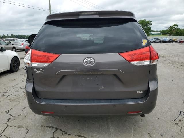 2013 Toyota Sienna XLE