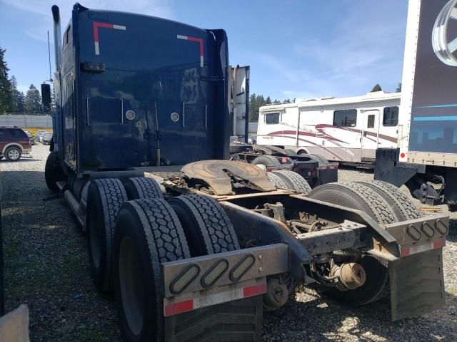 2000 Kenworth Construction W900