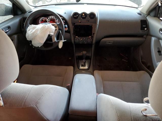 2010 Nissan Altima Base