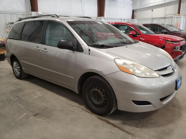 2006 Toyota Sienna CE