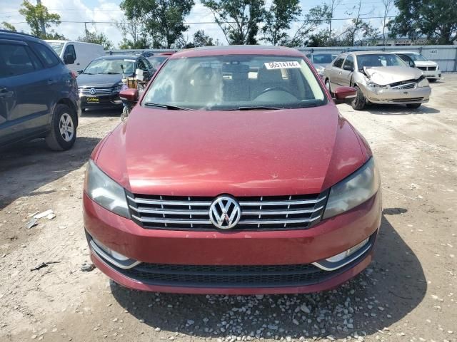 2015 Volkswagen Passat SE