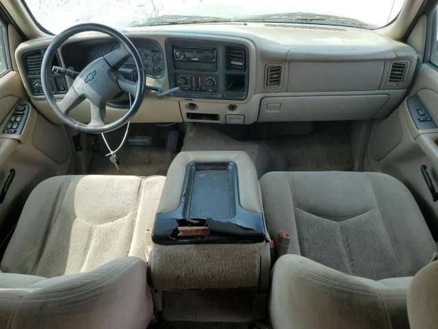 2004 Chevrolet Suburban C1500